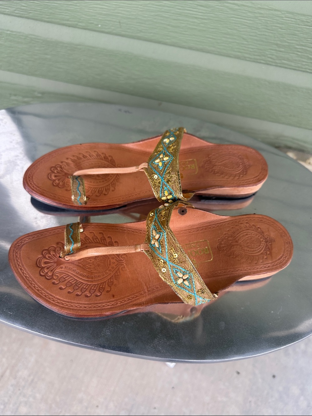 Handcrafted Brown Leather Embellished Indian Sandals with Turquoise Accents